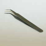 Curve Pointed Tweezers